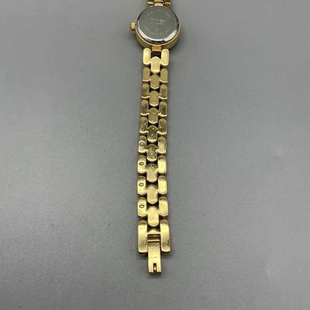 Timex Essentials Women Watch 18mm Gold Tone Bracelet New Battery 7.25